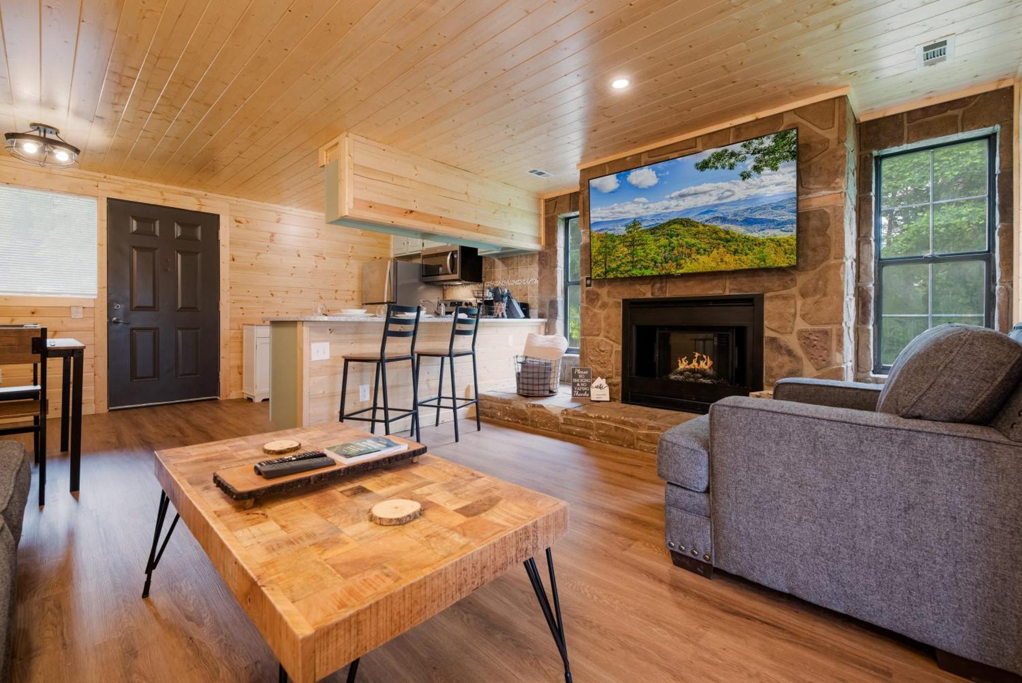 Mountain Views At Dolly'S Castle Unit 3 Villa Sevierville Exterior photo
